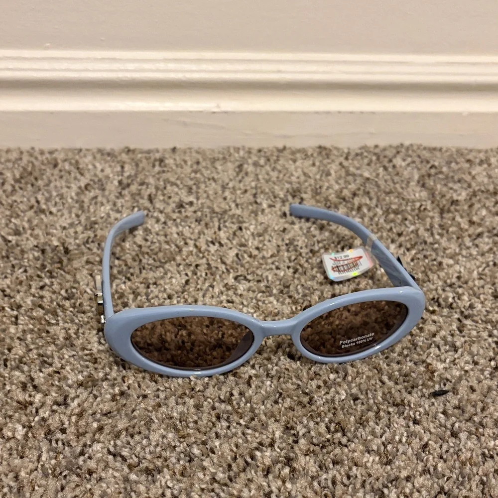 RSQ Blue Oval Sunglasses